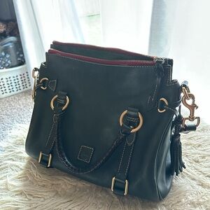 Dooney and Bourke green purse